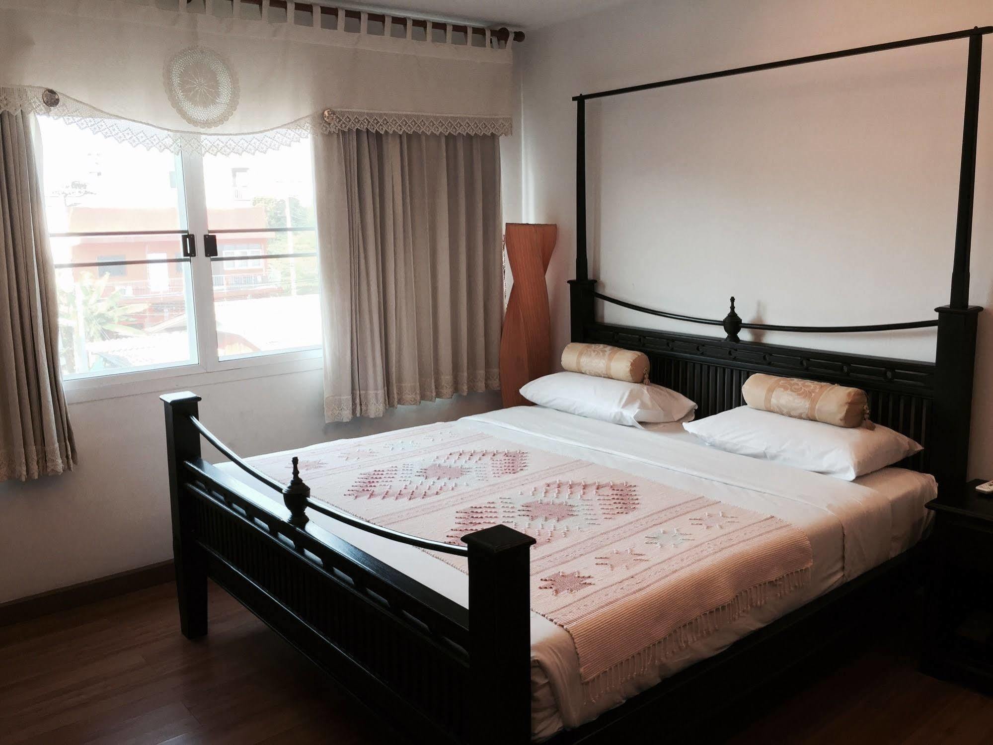 Karinthip Village Chiang Mai Dış mekan fotoğraf